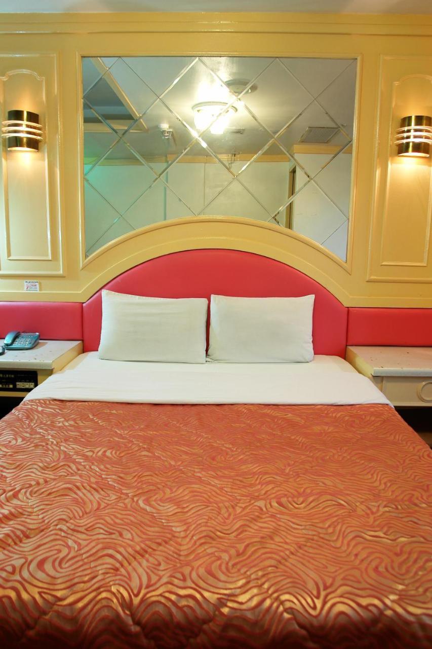 Rido Hotel Taichung Eksteriør billede
